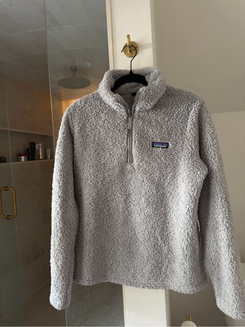 Patagonia Women’s Light Gray Sherpa Quarter-Zip Pullover